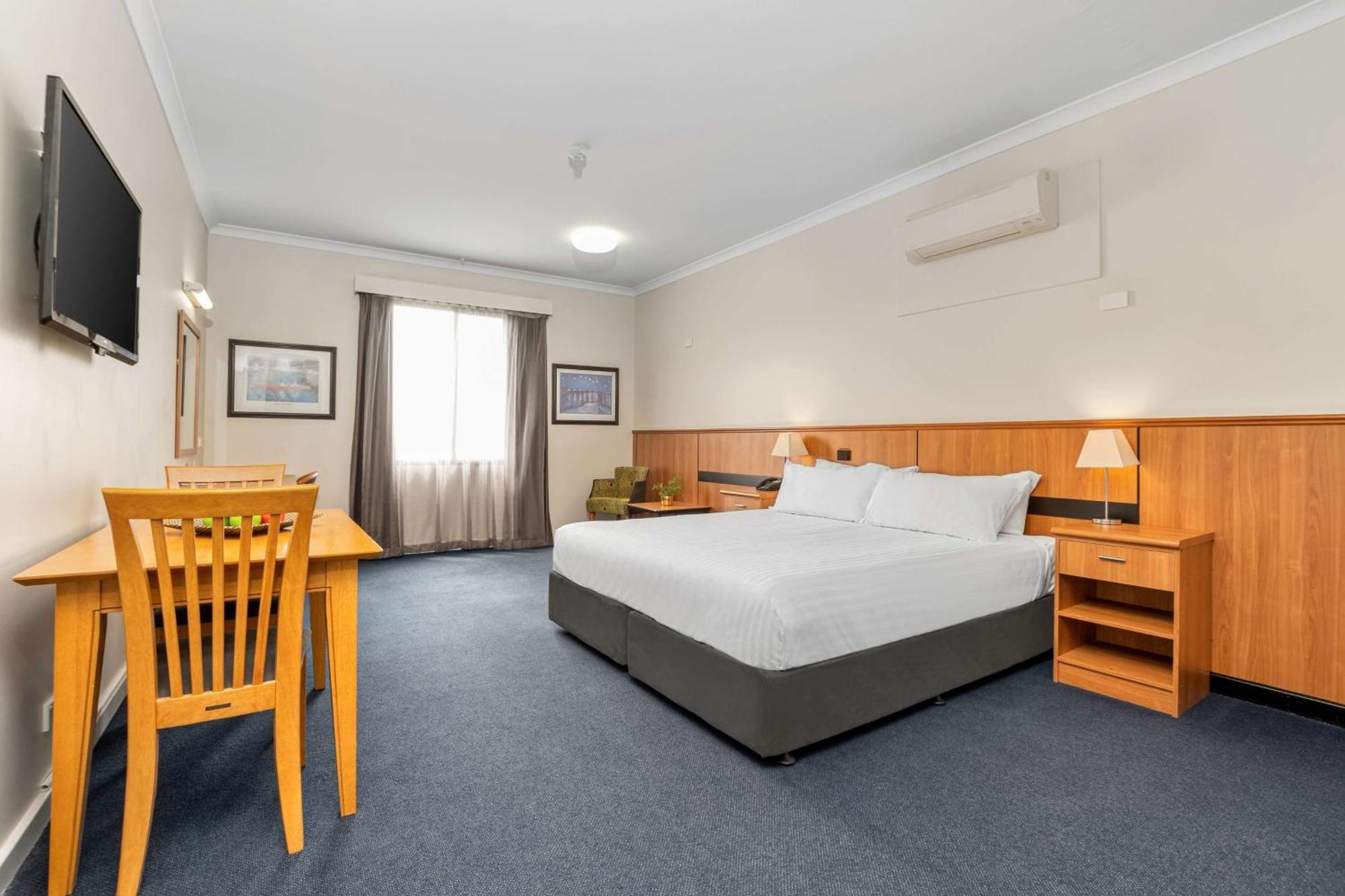 Metro Hotel Perth City Екстериор снимка