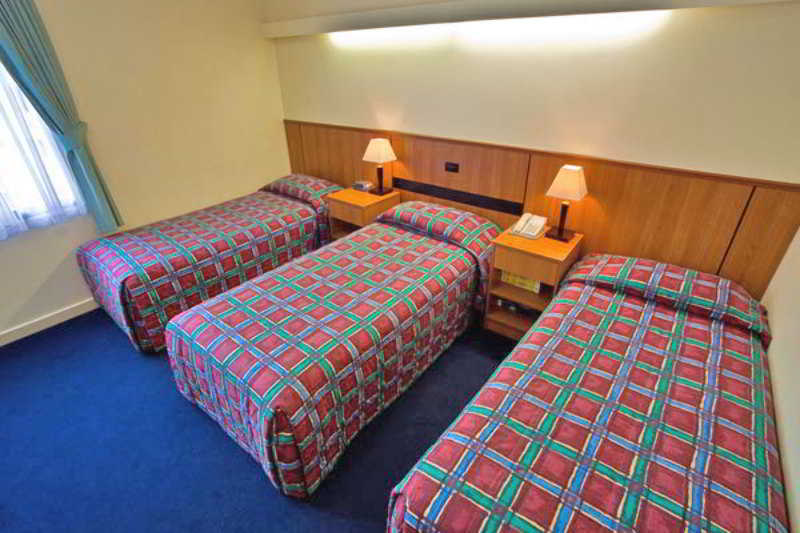 Metro Hotel Perth City Екстериор снимка